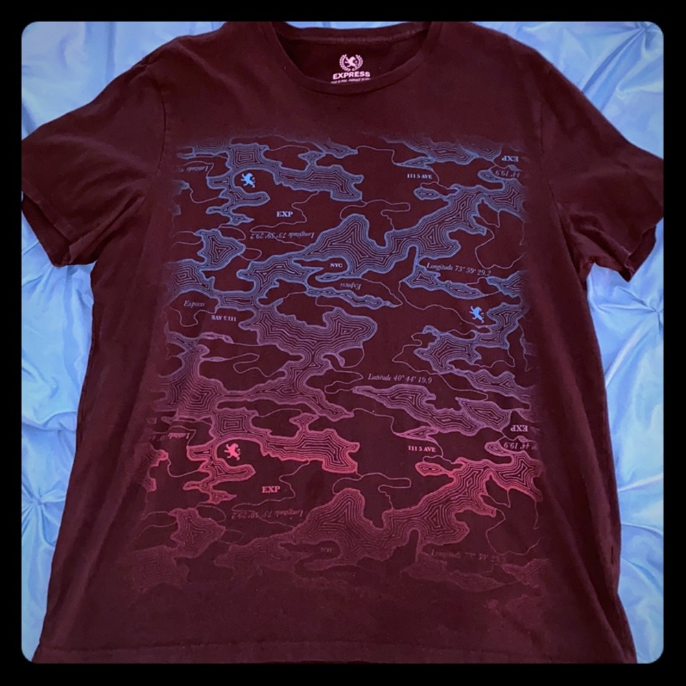 Graphic tee